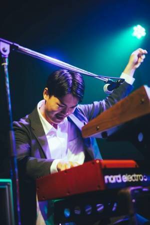 現役大学生による5人組バンドluv、初の自主企画イベントで新曲リリース＆全国ツアー開催を発表【オフィシャルレポート】