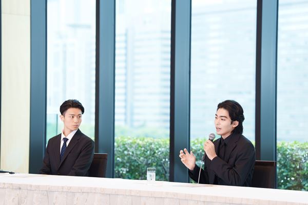 「八月納涼歌舞伎」で上演の『火の鳥』 玉三郎、染五郎、團子が新作歌舞伎への取り組み、思いを明かす