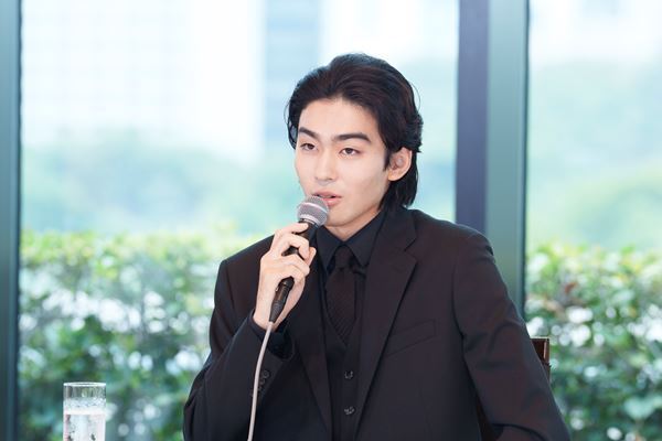 「八月納涼歌舞伎」で上演の『火の鳥』 玉三郎、染五郎、團子が新作歌舞伎への取り組み、思いを明かす