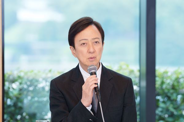 「八月納涼歌舞伎」で上演の『火の鳥』 玉三郎、染五郎、團子が新作歌舞伎への取り組み、思いを明かす