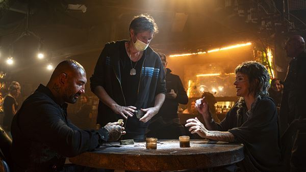 ミラ・ジョヴォヴィッチ主演『ロストランズ　闇を狩る者』メイキング＆場面写真公開　最新デジタル技術が生み出す壮大な世界観