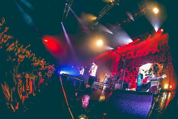 同い年のレーベルメイトで宿命の友、マカロニえんぴつが登場　ハンブレッダーズ『秋のグーパンまつりZ 2024』大阪公演レポート