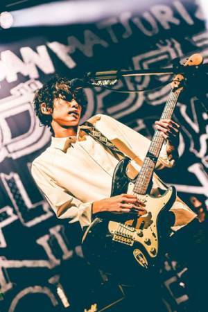 同い年のレーベルメイトで宿命の友、マカロニえんぴつが登場　ハンブレッダーズ『秋のグーパンまつりZ 2024』大阪公演レポート