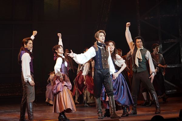 ミュージカル『1789』が7年ぶりの上演！ 岡宮来夢×星風まどか、手島章斗×奥田いろはゲネプロレポート