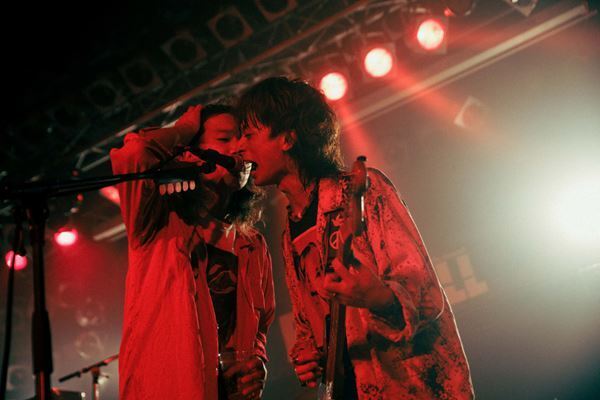 フラッド×ラウンジ×w.o.d. スプリットツアー『BAND BOOM』ファイナル公演レポート