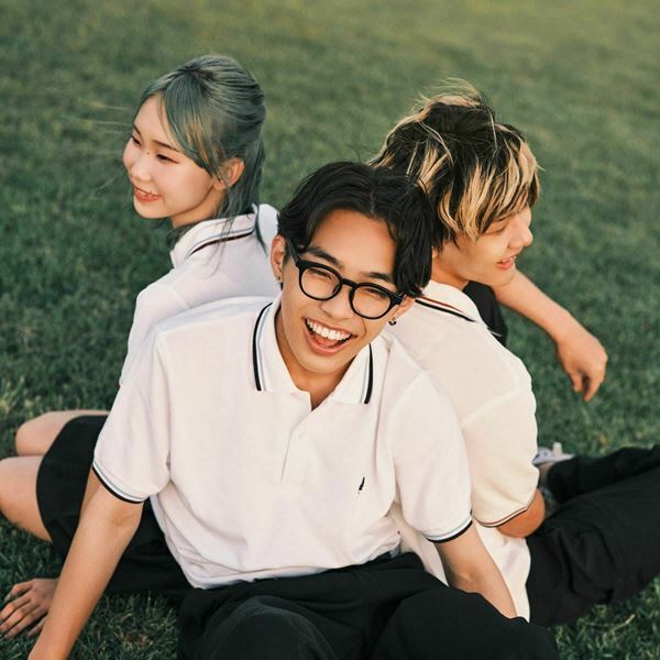 【ココラシカ インタビュー】メジャー 3rd シングル「寂しさを拾って」リリース「明るくてシンプルなテンションコードの寂しさがこの曲にマッチしたのかなという感じ」