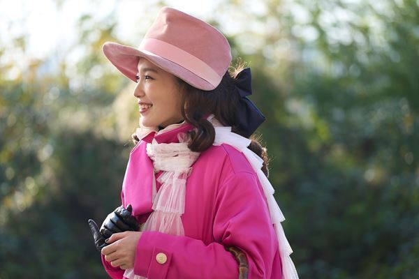 高橋一生×飯豊まりえ『岸辺露伴は動かない　懺悔室』対象的なふたりを切り取った新たな場面写真公開