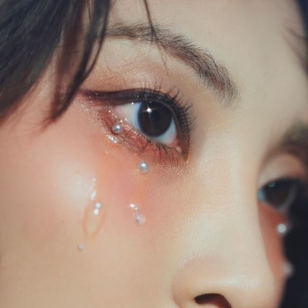 家入レオ、ドラマ『ESCAPE それは誘拐のはずだった』の主題歌 「Mirror feat.斎藤宏介」 10月8日(水)配信リリース&MV公開決定