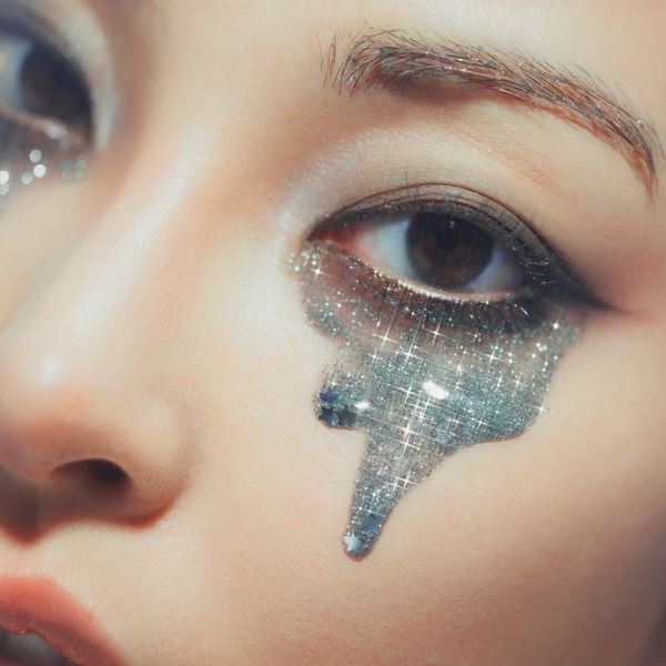 家入レオ、ドラマ『ESCAPE それは誘拐のはずだった』の主題歌 「Mirror feat.斎藤宏介」 10月8日(水)配信リリース&MV公開決定