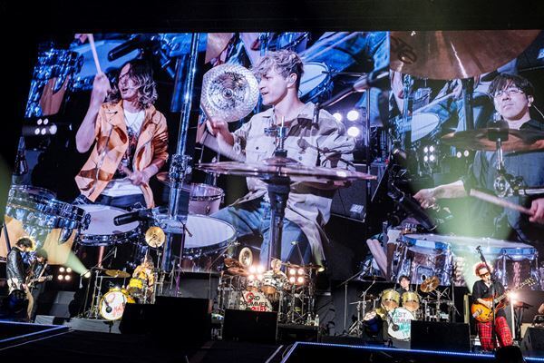 [Alexandros]　歴代ドラマーが集結した『15th Anniversary VIP PARTY '25』オフィシャルレポート到着「最高のファンを持ちました」