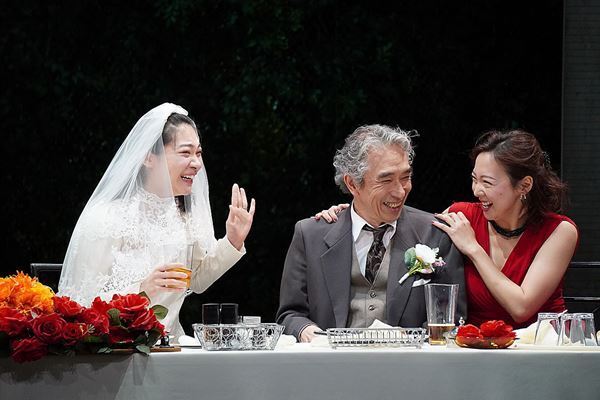 『星の降る時』日本初演がPARCO劇場で開幕　作者のベス・スティール「自分の家族を思い出し、愛していただければ」