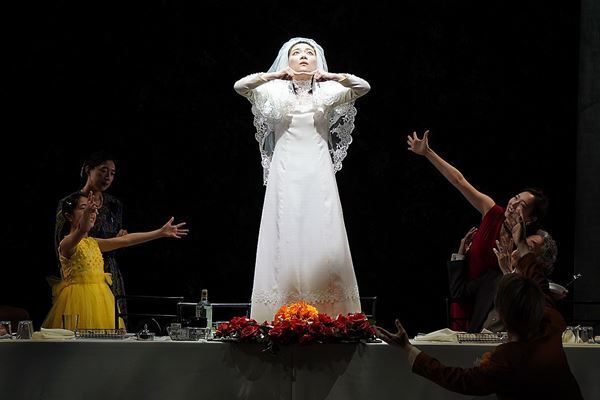 『星の降る時』日本初演がPARCO劇場で開幕　作者のベス・スティール「自分の家族を思い出し、愛していただければ」