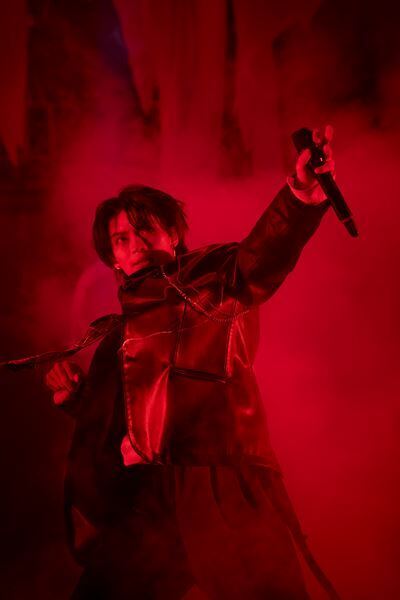 【ライブレポート】「原因は自分にある。」は新たな高みへ。彼らが描く『架空のアウトライン』は進化の予兆