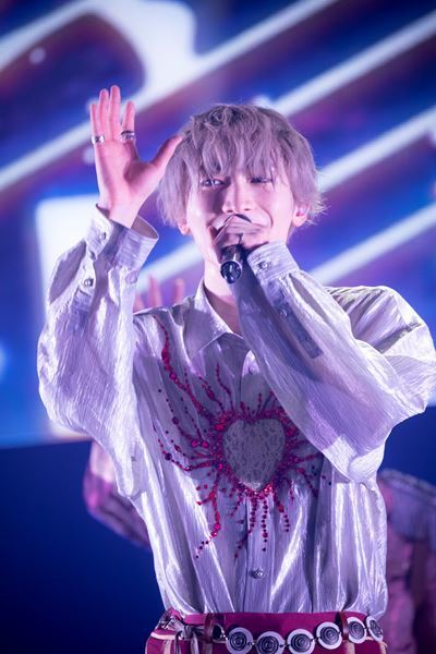 【ライブレポート】「原因は自分にある。」は新たな高みへ。彼らが描く『架空のアウトライン』は進化の予兆