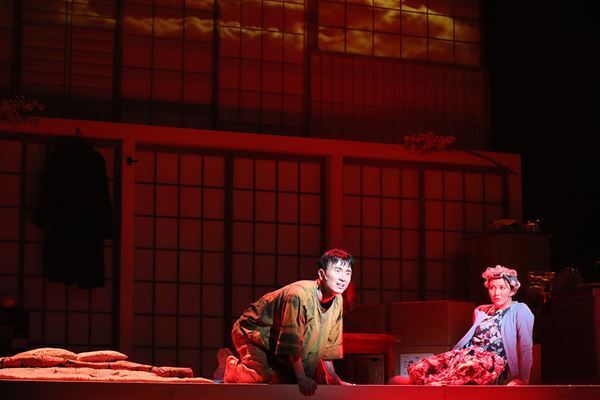 安田章大主演『アリババ』『愛の乞食』開幕　「体験型、体感型の舞台に」唐十郎ワールドを関西弁で