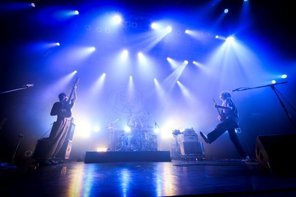 syrup16g、peridots、tacicaの3バンドによるドラマー中畑大樹50歳の宴をレポート