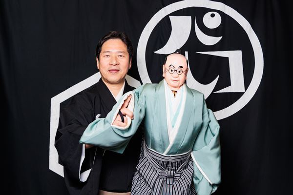 三谷文楽待望の新作『人形ぎらい』上演へ　文楽人形遣い吉田一輔に聞く、伝統の継承と新たな挑戦