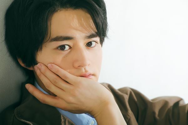 「まだまだ勉強の途中」鈴鹿央士が挑戦した声の演技の難しさとやりがい