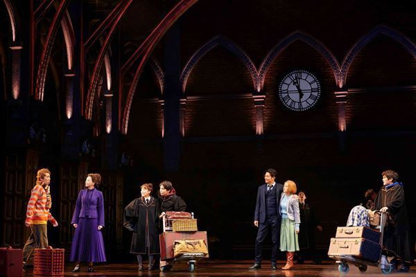 舞台『ハリー・ポッターと呪いの子』上演3年目に突入！　新ハリー役・平方元基らのコメントが到着