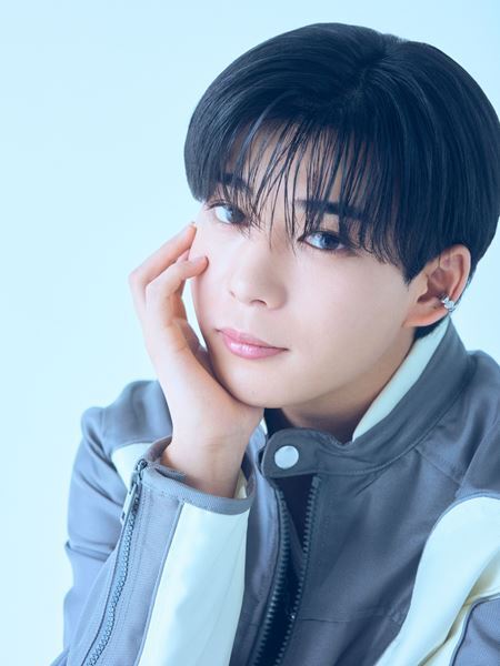 長尾謙杜＆當真あみ、撮影の合間に探した四つ葉のクローバーの行方は？