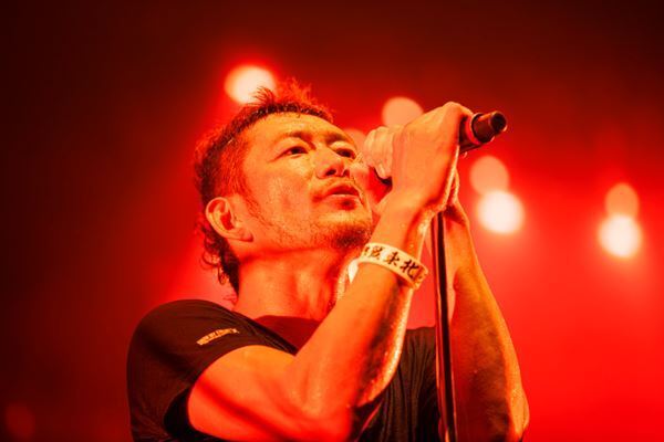 休憩なし！　MCなし！　BRAHMAN4時間ぶっ続けの結成30周年記念ライブをレポート