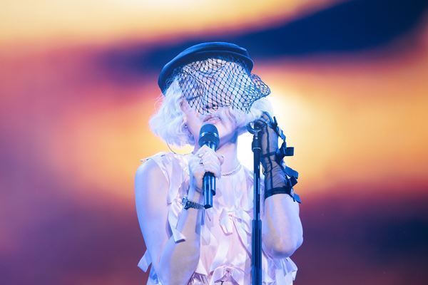 椎名林檎、『(生) 林檎博’24―景気の回復―』を収録した映像作品発売&期間限定上映決定　ダイジェスト・ムービーとライブクリップ公開