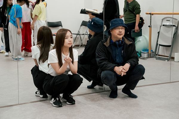 齊藤京子、涙のクランクアップ！ 映画『恋愛裁判』メイキング写真15点公開