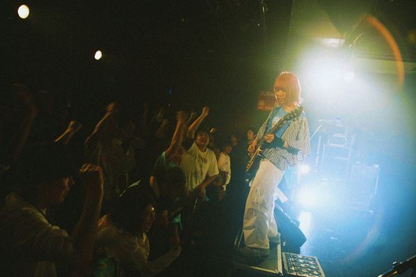 COPES、ツアーファイナルで夜の本気ダンスと共演！Happinessな空間を創り上げたソールドアウトの渋谷公演をレポート