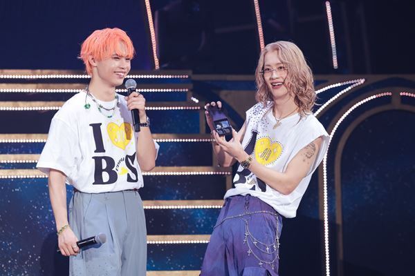 BUDDiiS 5年分の愛をバディへ  そして新たな約束も――『BUDDiiS vol.10 - COSMiiC -』横浜アリーナ公演ライブレポート