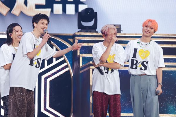 BUDDiiS 5年分の愛をバディへ  そして新たな約束も――『BUDDiiS vol.10 - COSMiiC -』横浜アリーナ公演ライブレポート