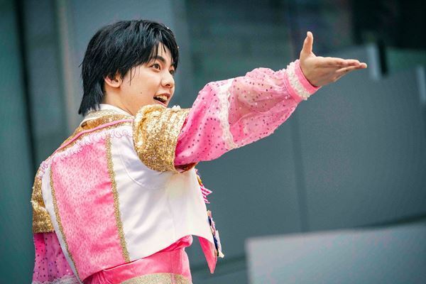 【パンダドラゴン インタビュー＆レポート】新曲「マジ☆まじない」が念願の1位を獲得！歓喜のニュースが続出したリリースイベント最終日・新宿歌舞伎町タワーに潜入取材