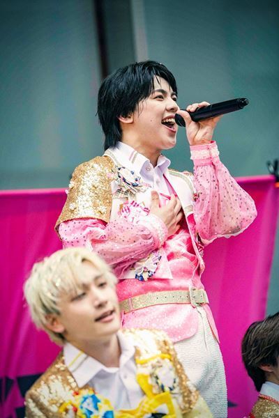 【パンダドラゴン インタビュー＆レポート】新曲「マジ☆まじない」が念願の1位を獲得！歓喜のニュースが続出したリリースイベント最終日・新宿歌舞伎町タワーに潜入取材