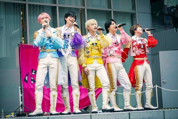 【パンダドラゴン インタビュー＆レポート】新曲「マジ☆まじない」が念願の1位を獲得！歓喜のニュースが続出したリリースイベント最終日・新宿歌舞伎町タワーに潜入取材