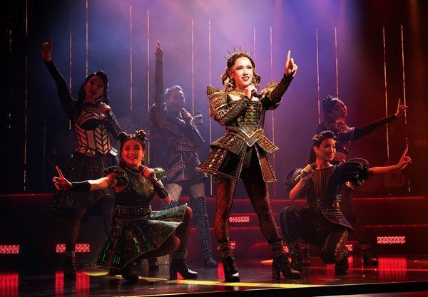 ミュージカル『SIX』日本キャスト版英国公演決定　出演者他のコメントが到着