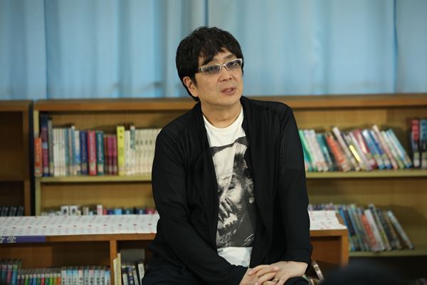 妻夫木聡、広瀬すずらが沖縄訪問　映画『宝島』全国キャラバン第1弾で舞台挨拶＆那覇中学校をサプライズ訪問