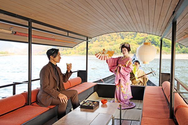 橘ケンチ（EXILE）、イメージビジュアルを務めた『発酵ツーリズム東海』のポスターが掲出