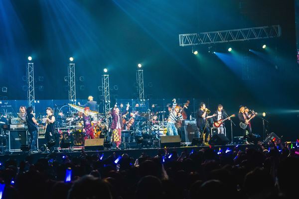 SOPHIA、SIAM SHADEメンバーで結成されたユニット「SIAM SOPHIA」とガレッジセールによる一夜限りのスペシャルライブに全国から集まったファン8,000人が熱狂！【オフィシャルレポート】