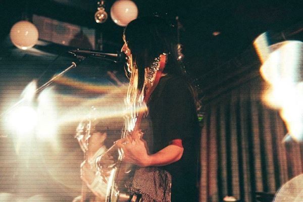 カラコルムの山々、omeme tenten、daisansei、すなおが競演『FUTURE RESERVE vol.5』ライブレポート