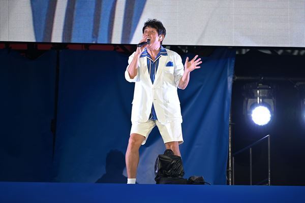 TUBE、夏恒例の横浜スタジアム公演にシークレットゲストで聖飢魔Ⅱ、広瀬香美、梅田サイファー × LITTLEが登場【オフィシャルレポート】