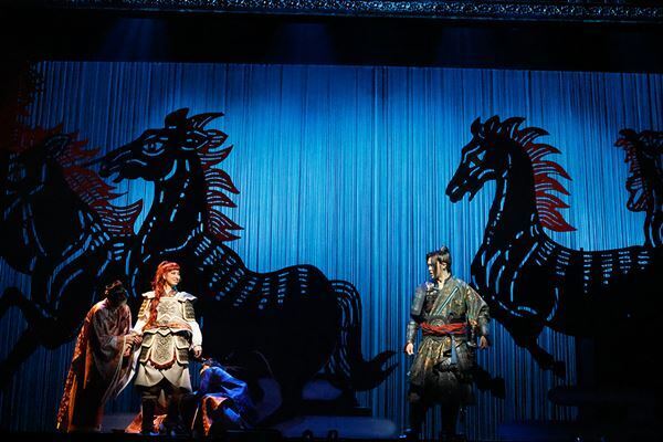 柚香光主演ミュージカル『十二国記 -月の影 影の海-』博多座2公演をアーカイブ付きでライブ配信