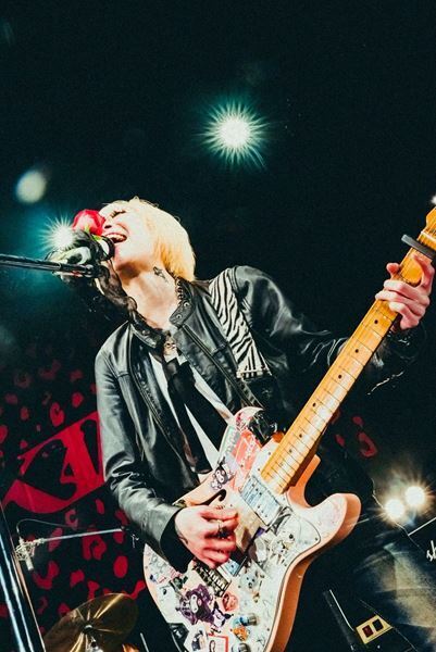 【つきみ主催ライブ『Mwah!』対談・第3弾】ににちゃん(つきみ)×ゆきなり(炙りなタウン)、互いを尊敬し合う二組が対バンに向けて本気トーク！「正々堂々、戦いにいく」