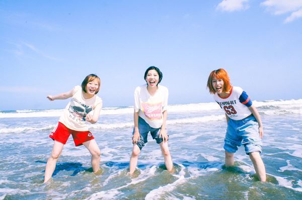 【つきみ主催ライブ『Mwah!』対談・第3弾】ににちゃん(つきみ)×ゆきなり(炙りなタウン)、互いを尊敬し合う二組が対バンに向けて本気トーク！「正々堂々、戦いにいく」