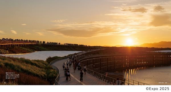 万博の魅力をギュッと凝縮した『大阪・関西万博写真集』本日発売　笑顔あふれる184日間を144Pにわたって収録