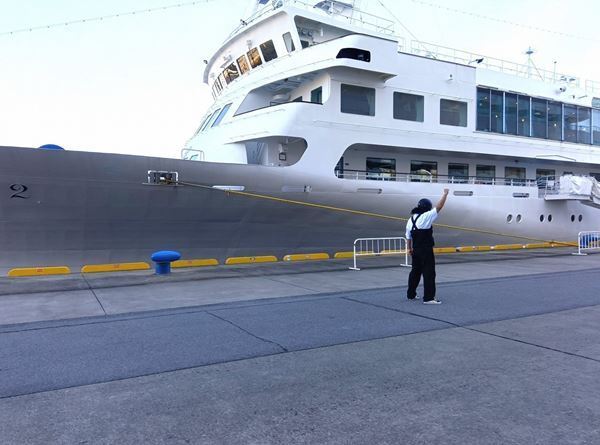 【レポート】レイザーラモンRG、50歳記念企画第2弾『あるあるクルーズ in 神戸』は新作モノマネからスタート