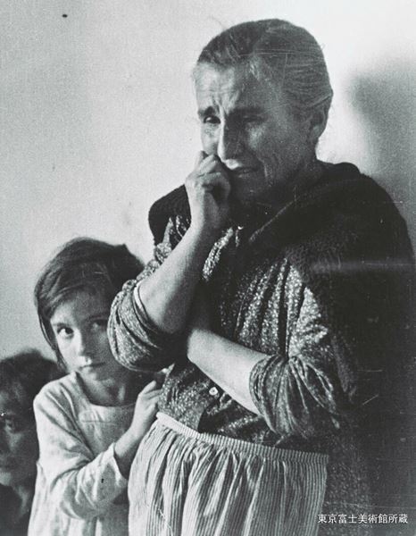 『ロバート・キャパ　戦争』東京都写真美術館で　戦後80年、改めてキャパの写真証言を見直す