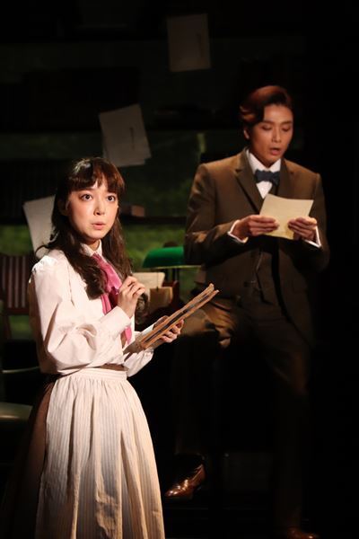 手紙が紡ぐ、静かで確かな愛の物語――ミュージカル『ダディ・ロング・レッグズ』上演中