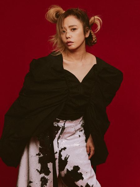 Chara「やさしい気持ち」、「Break These Chain」などを収録したラブソング・ベスト・アルバム本日発売　リリース記念インスタライブを本日20時より配信