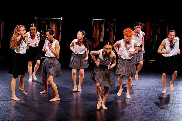 8人のダンサーが宮沢賢治の世界へと誘う　KAAT×TJP『ダンスマラソンエクスプレス（横浜⇔花巻）』伊藤郁女のコメント＆舞台写真が到着