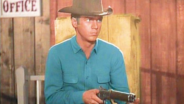 「BS10」スティーヴ・マックイーン主演西部劇『拳銃無宿』独占放送　「舘ひろし シネマラウンジ」で『ゲッタウェイ』の無料放送も