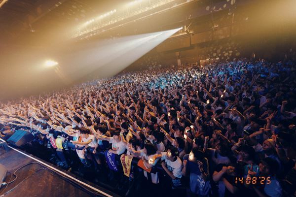 ハンブレッダーズ、初のコピーバンドオーディションを開催したゆるトークとコア楽曲が連発したファンクラブ会員限定ライブツアー『帰宅部定期演奏会vol.2』東京公演をレポート